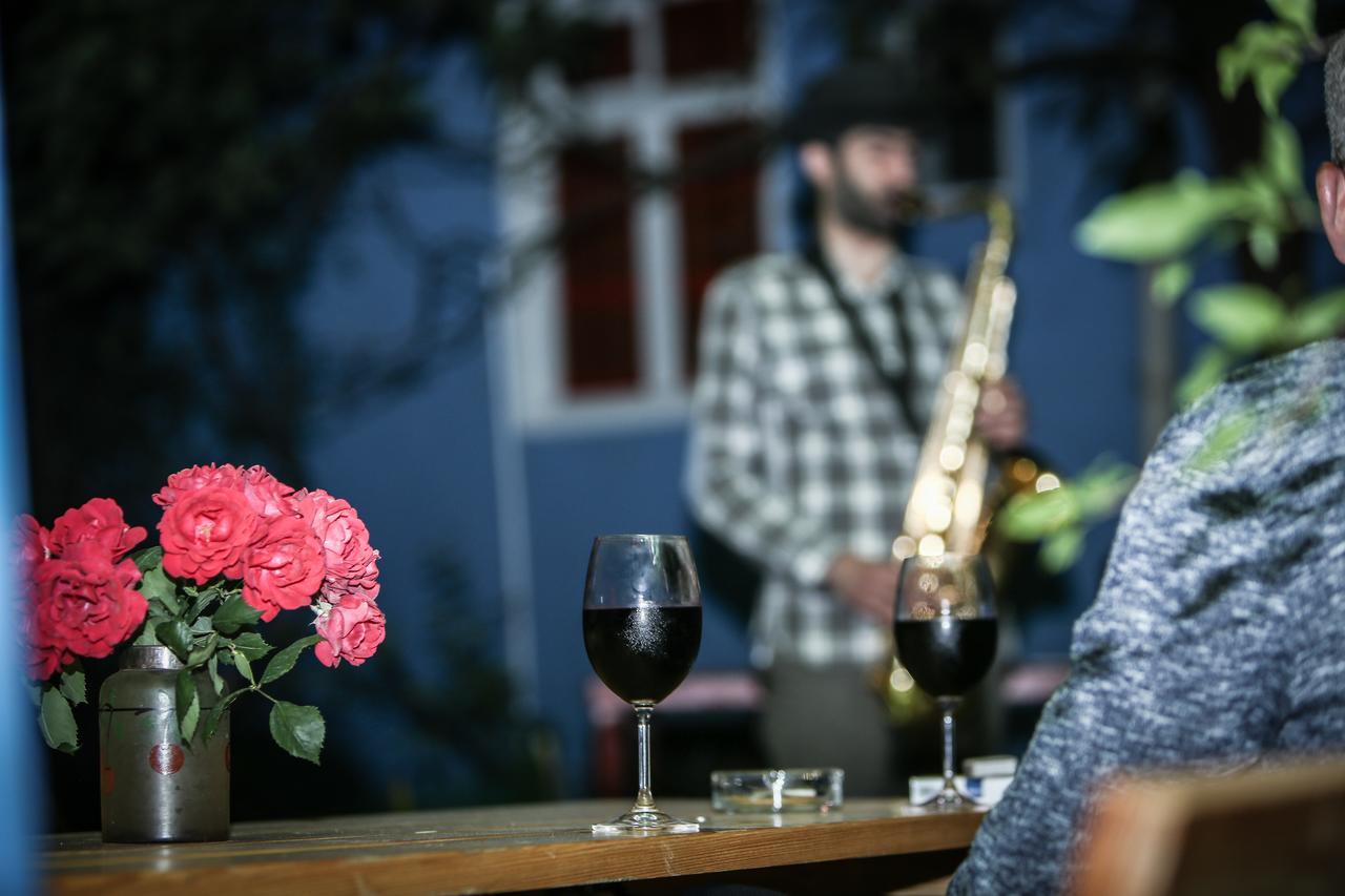 Zgarbi Hostel Tbilisi Eksteriør billede
