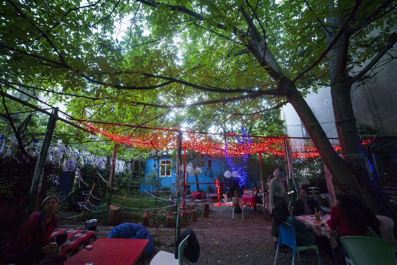 Zgarbi Hostel Tbilisi Eksteriør billede