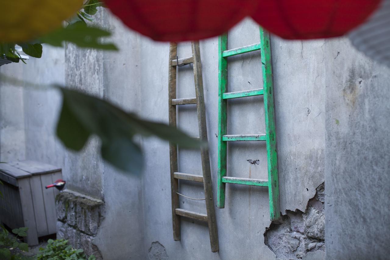 Zgarbi Hostel Tbilisi Eksteriør billede